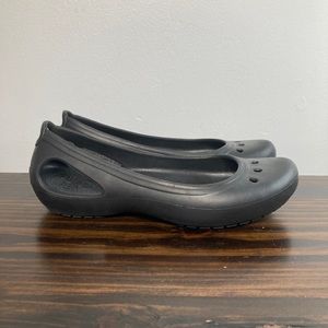 Crocs Kadee Black Rubber Comfort Closed Round Toe Slip On Flats Womens Size 7